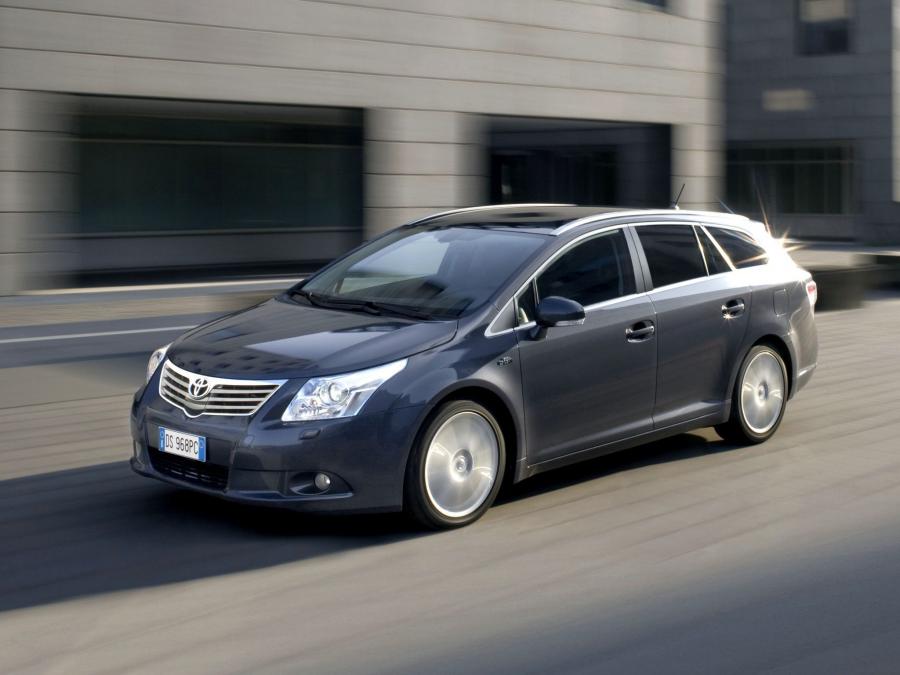  Toyota Avensis Wagon 2008 года  (фото 46 из 53)